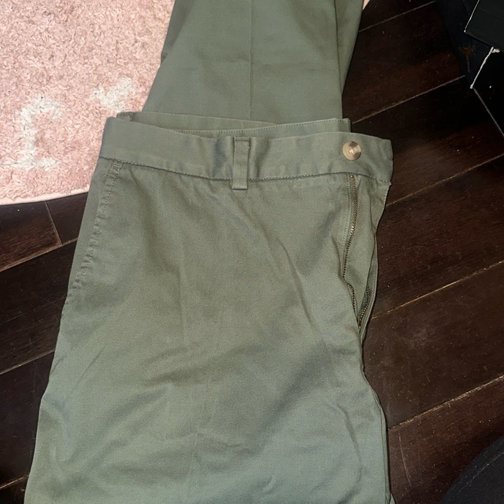 Husbands hardly worn pants !